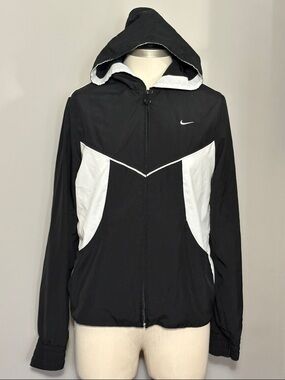 Nike VINTAGE Medium Black and White Hooded Zip Windbreaker Track Jacket Y2K